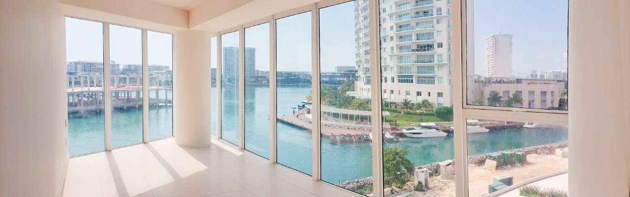 Marea Cancún: Departamentos frente a la marina en Cancún