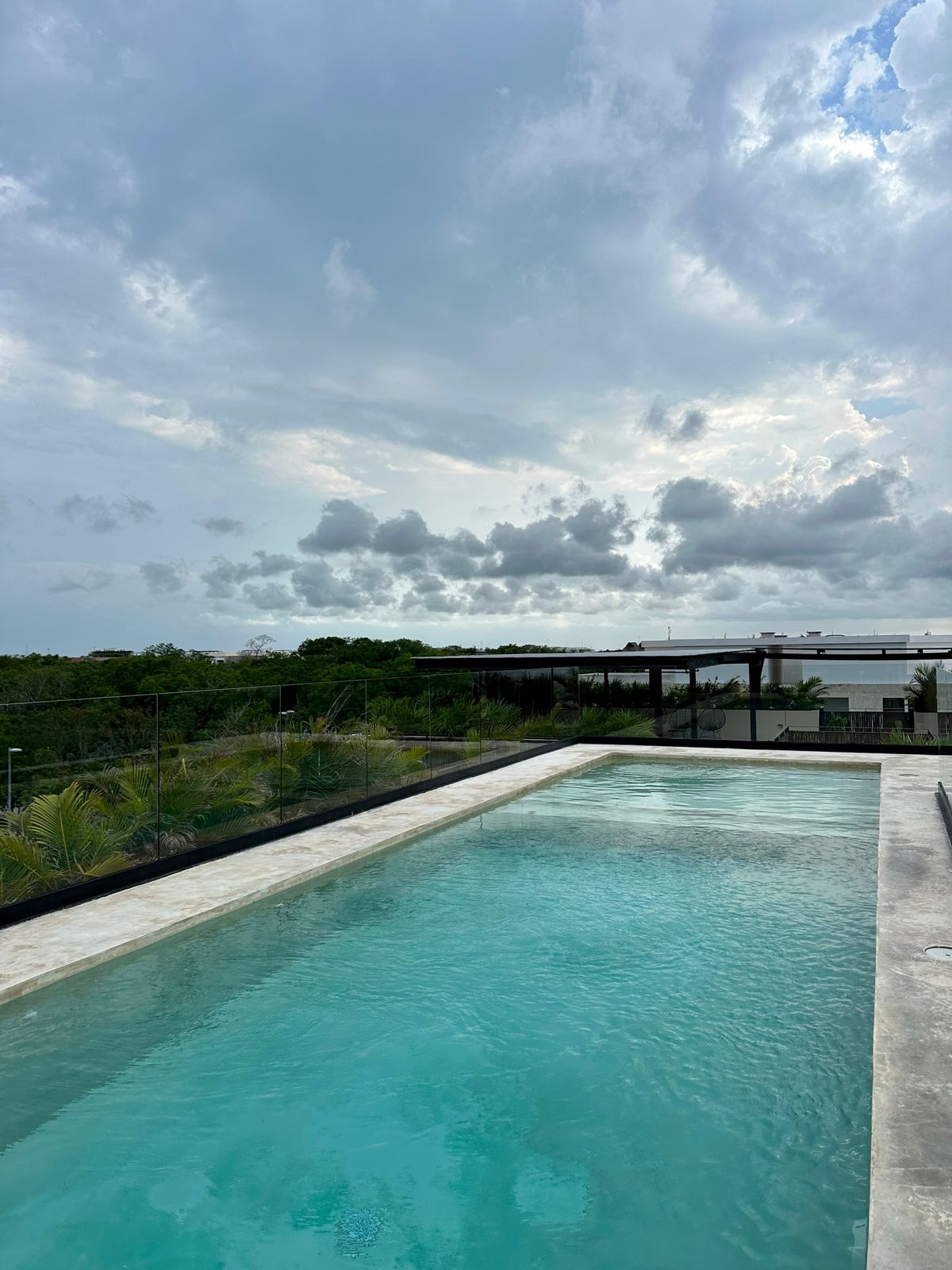 Departamento en Planta Baja con Alberca Privada en Aldea Zama, Tulum