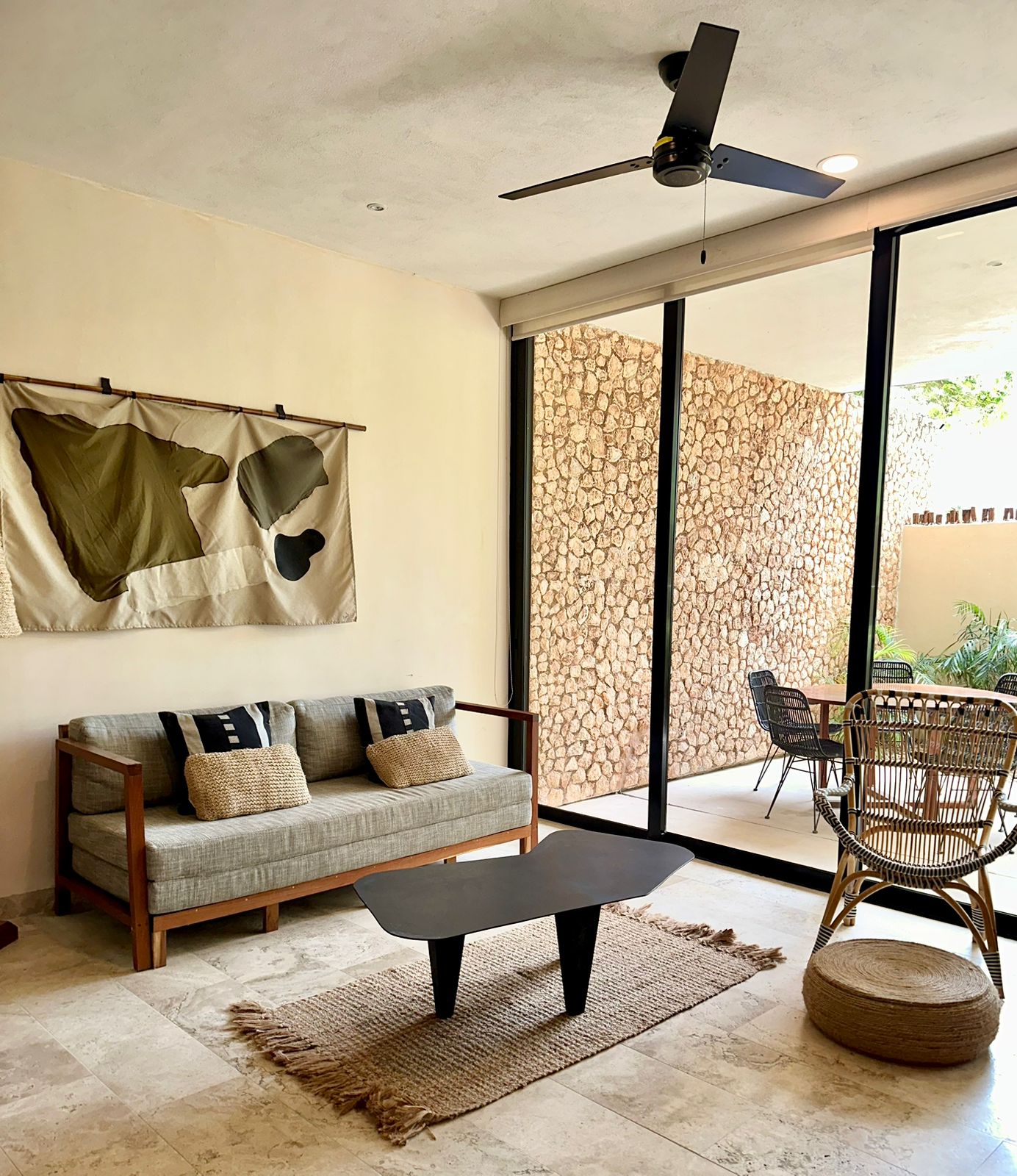 Departamento en Planta Baja con Alberca Privada en Aldea Zama, Tulum