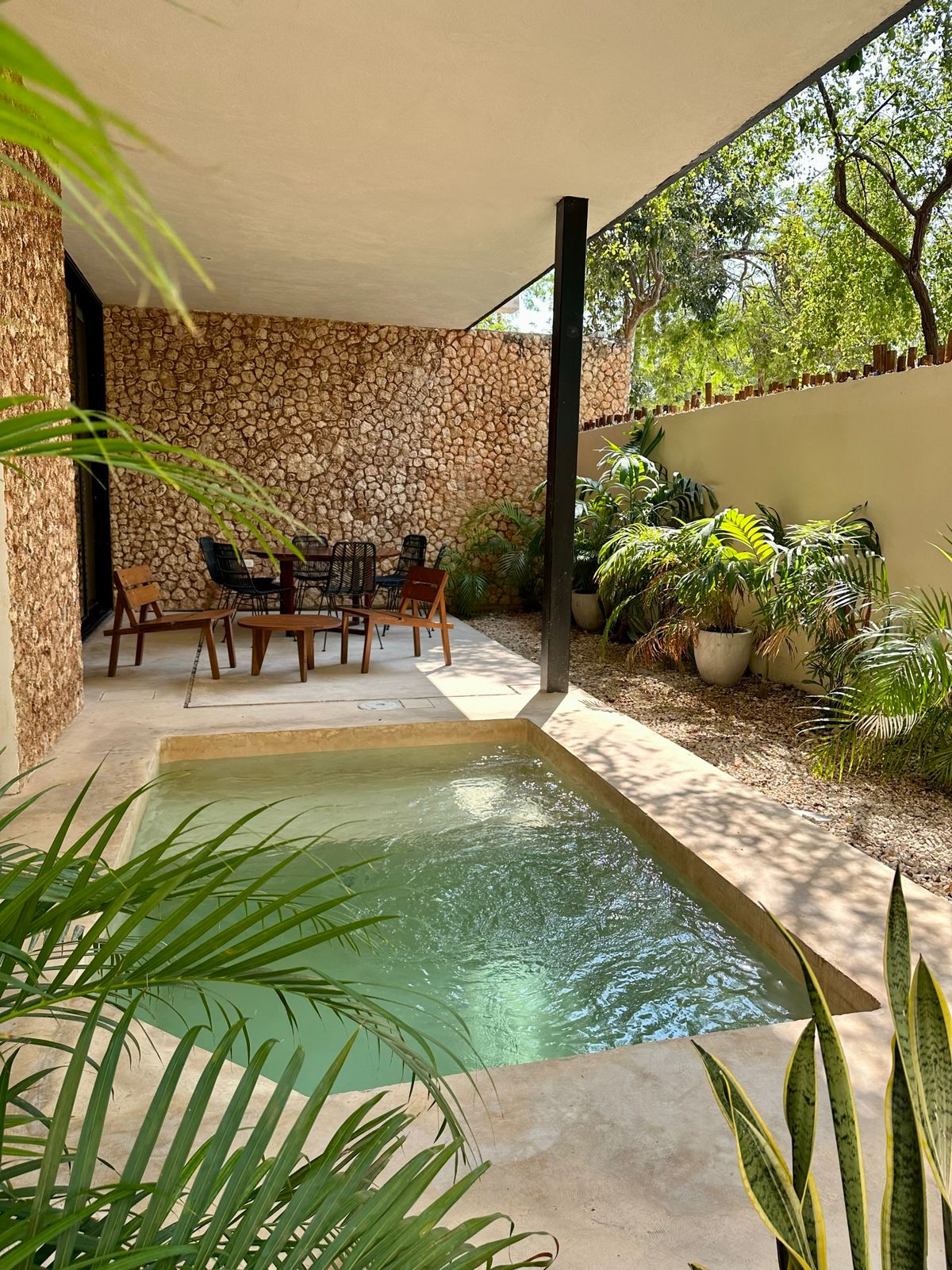 Departamento en Planta Baja con Alberca Privada en Aldea Zama, Tulum