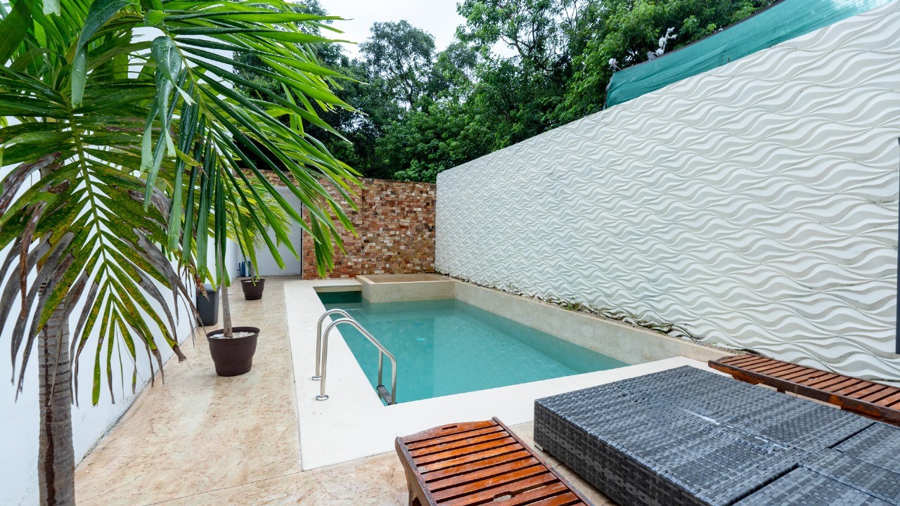House-for-sale-in-Playa-del-Carmen-6