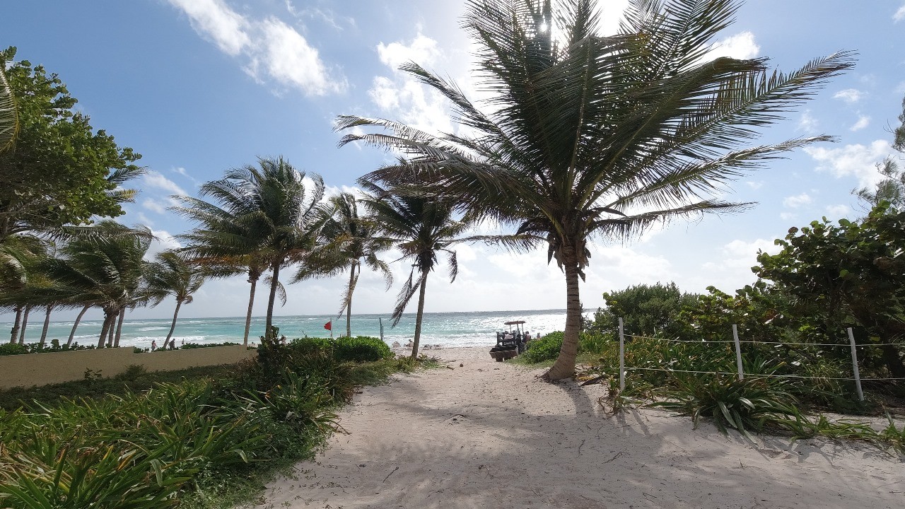 Lote residencial en Xpuha Beach, Playa del Carmen