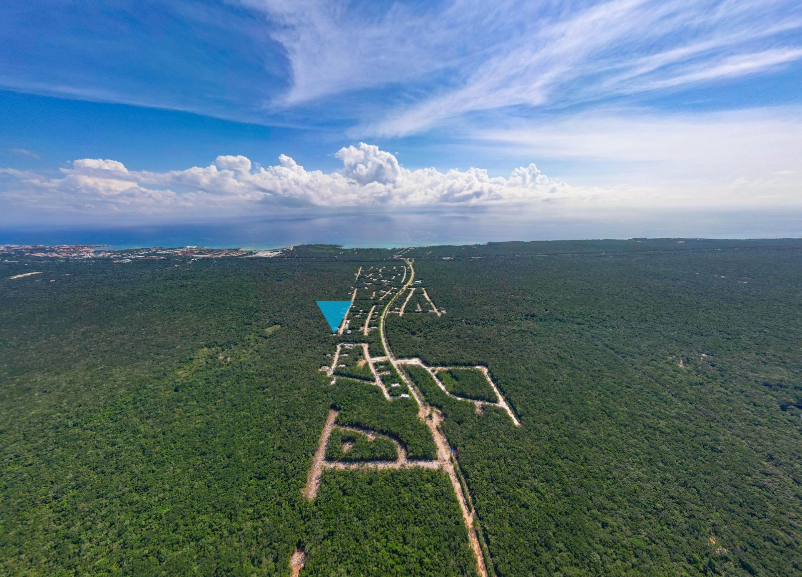 Casa modelo Aruma en Brisa, Xpuha con club de playa privado