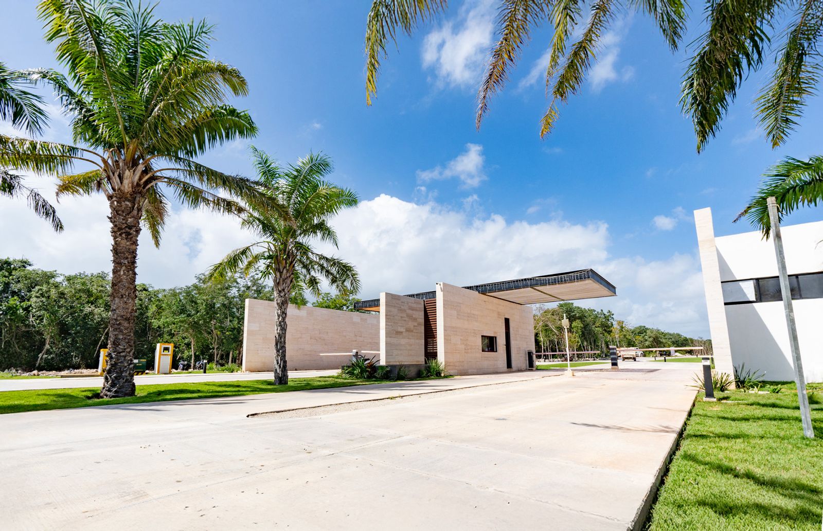 Casa modelo Aruma en Brisa, Xpuha con club de playa privado