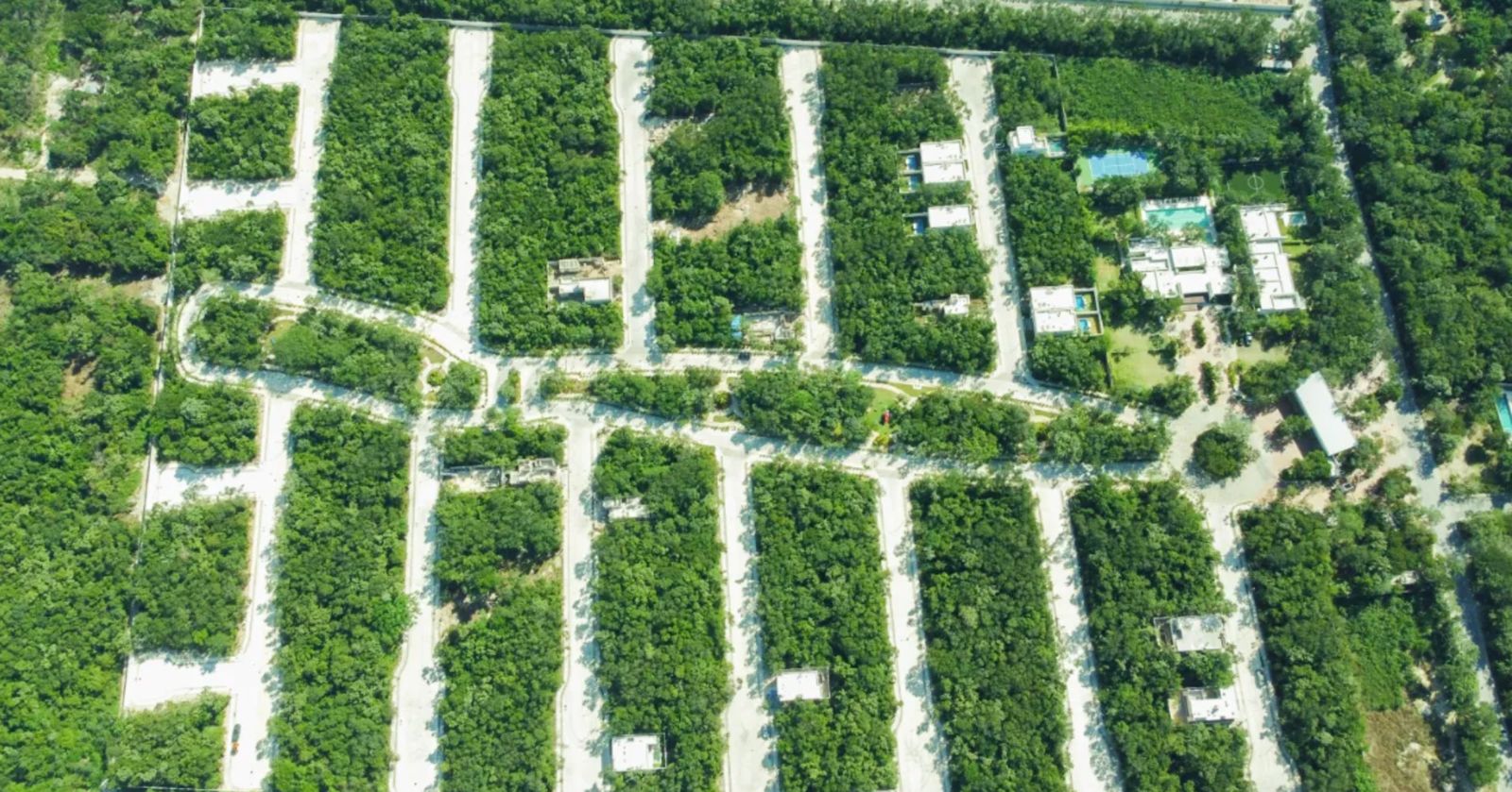 Terreno Residencial en Valenia 64 – Playa del Carmen