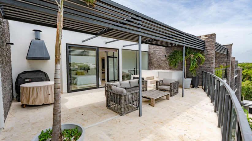 Penthouse de Lujo con Vista al Golf en Tulum Country Club – Exclusividad y Plusvalía Garantizada