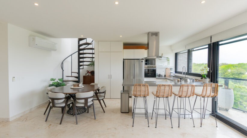 Penthouse de Lujo con Vista al Golf en Tulum Country Club – Exclusividad y Plusvalía Garantizada