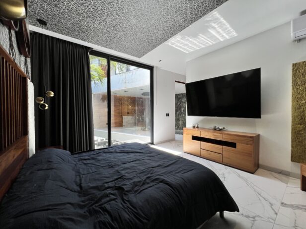 Residencia de Lujo en Playacar Fase II: Elegancia, Exclusividad y Plusvalía en el Caribe Mexicano