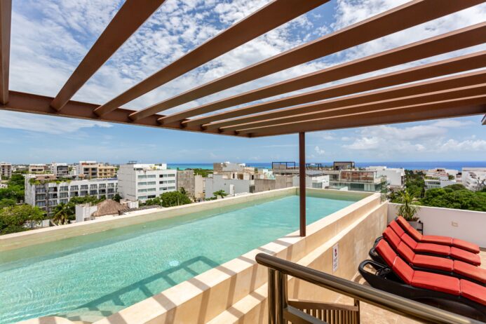 Estudio de Lujo a Pasos de la 5ta Avenida – Inversión con Alta Plusvalía en Playa del Carmen