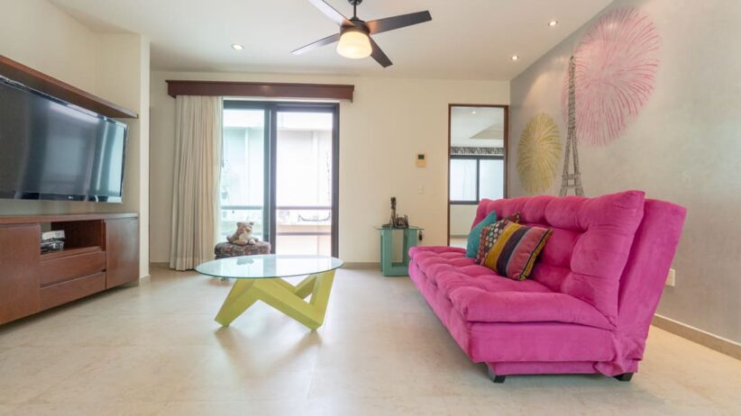 Casa Lola: Exclusividad y Tranquilidad a Pasos del Mar en Playacar Fase I