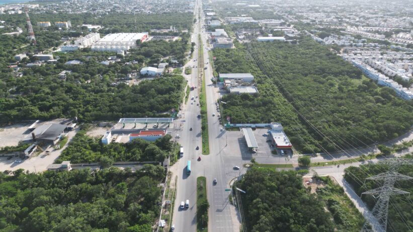 Terreno Mixto Comercial sobre Boulevard Playa del Carmen