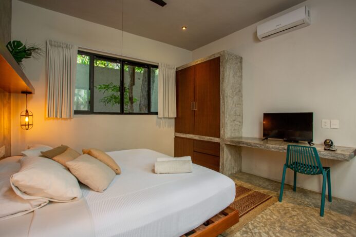 Condo-Hotel Boutique en Venta en Tulum — 12 Unidades