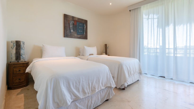 Penthouse de Lujo Frente al Mar en El Taj Oceanfront