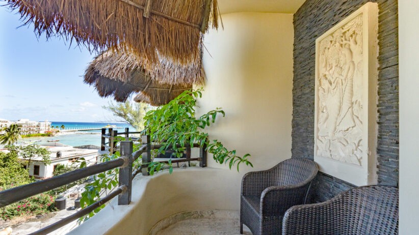 Penthouse de Lujo Frente al Mar en El Taj Oceanfront