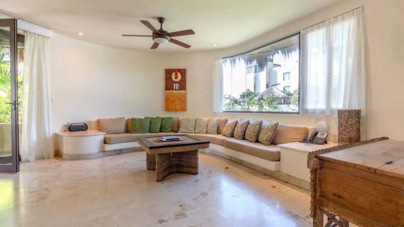 Penthouse de Lujo Frente al Mar en El Taj Oceanfront