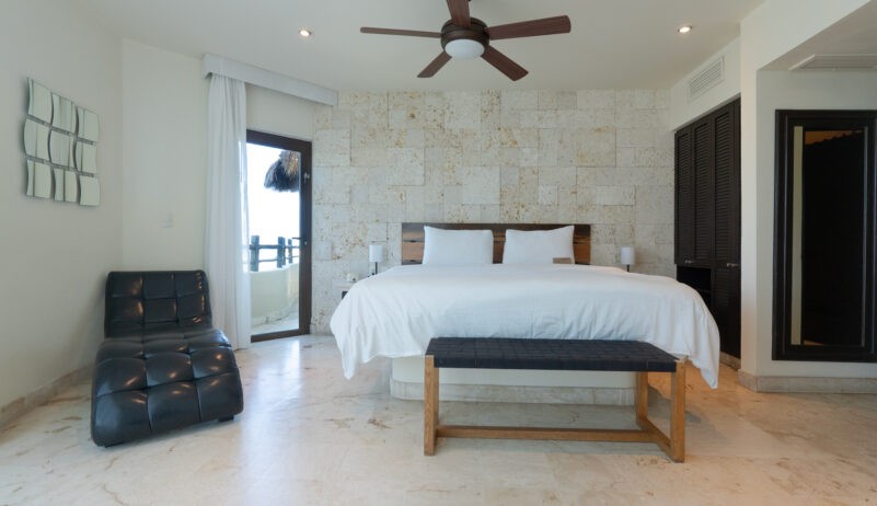 Penthouse de Lujo Frente al Mar en El Taj Oceanfront