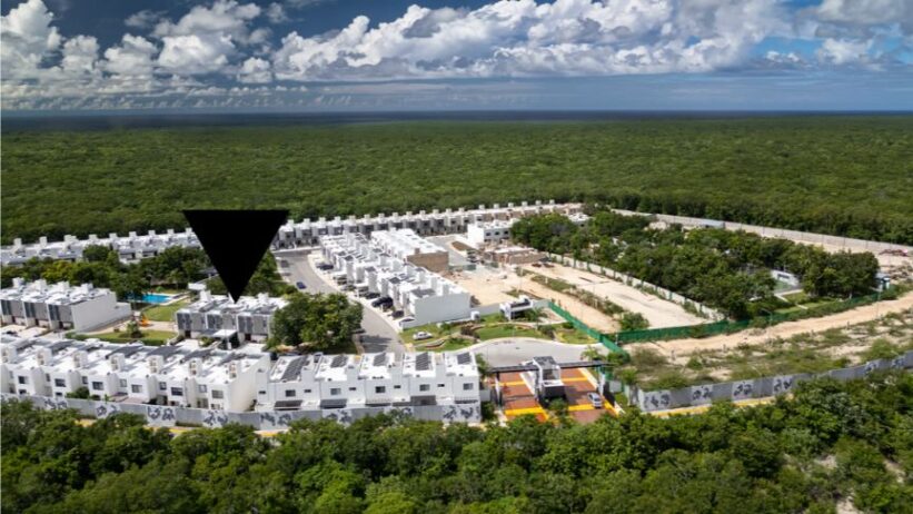 Casa en venta en Playa del Carmen con alberca privada y equipamiento premium